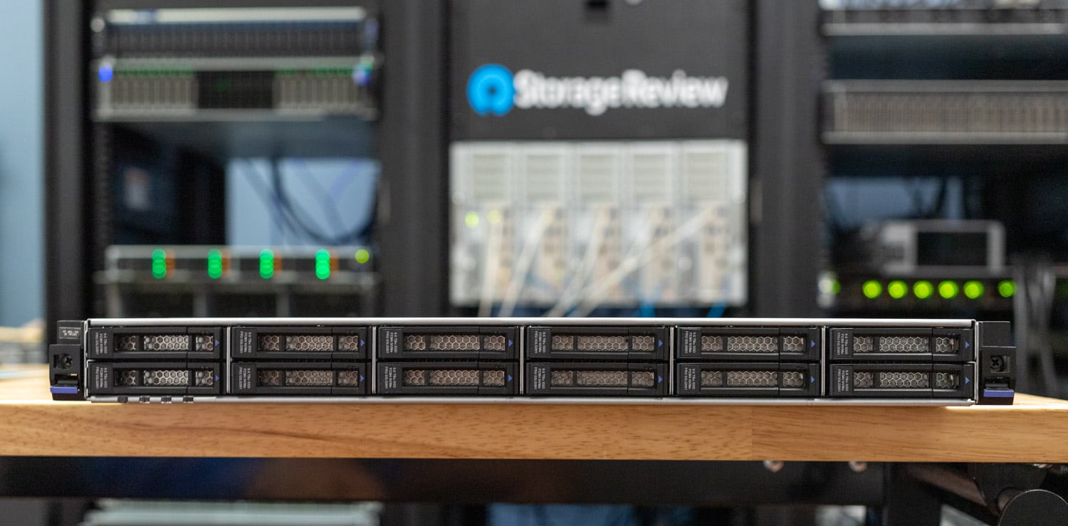 IBM FlashSystem 5300 – nový flash storage pre malé a stredné podniky
